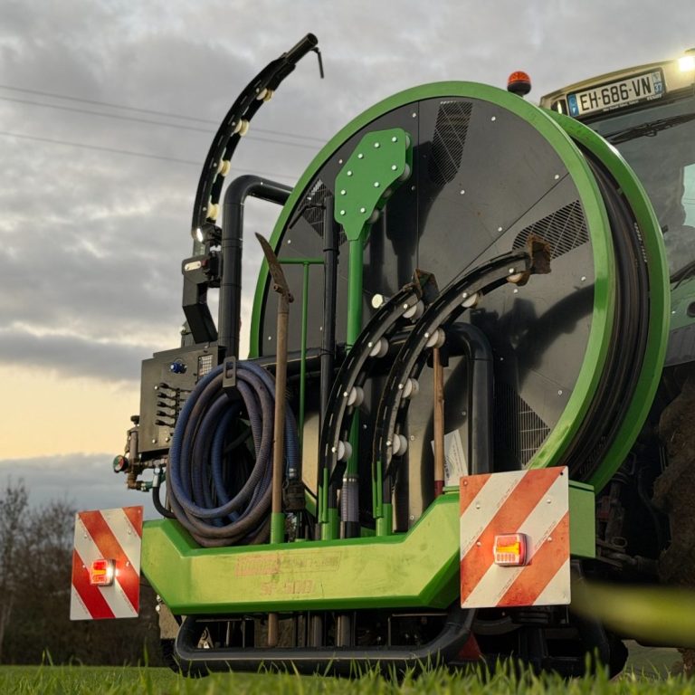 Nouvelle SIEGER DRAINJET SF-500 avec ses rangements optimisés pour un travail au champ plus facile