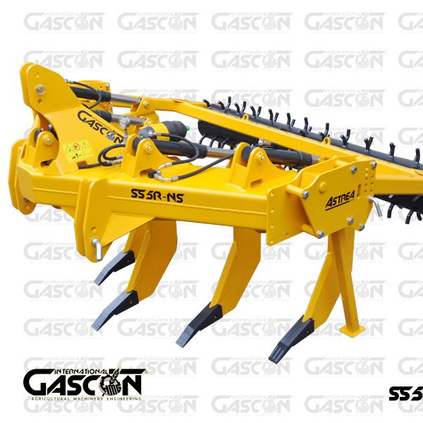 Décompacteur jaune Gascon Astrea associant la robustesse d'un châssis en V à une sécurité Non-Stop hydraulique pour travailler sans interrup